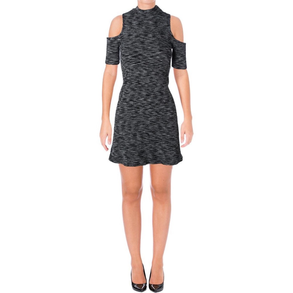 Aqua by Bloomingdale’s Cold Shoulder Dress Large